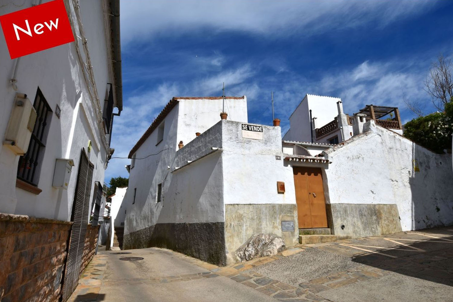 TRADITIONAL VILLAGE HOUSE ~ RIPE FOR RENOVATION